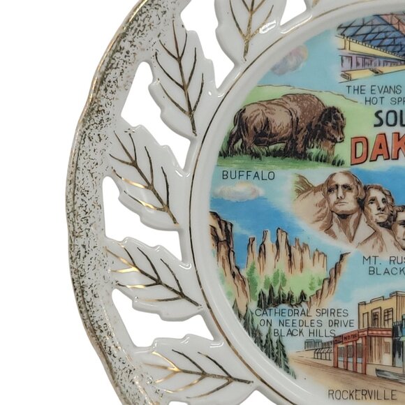 Decorative South Dakota Souvenir Plate With Gold Leaf Design & Scenic Landmarks - Picture 11 of 15
